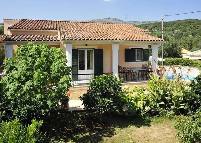 Villa Rosemary Nisaki  photo