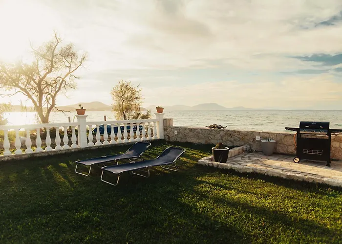 Sea Breeze Oasis Villa Molos  photo