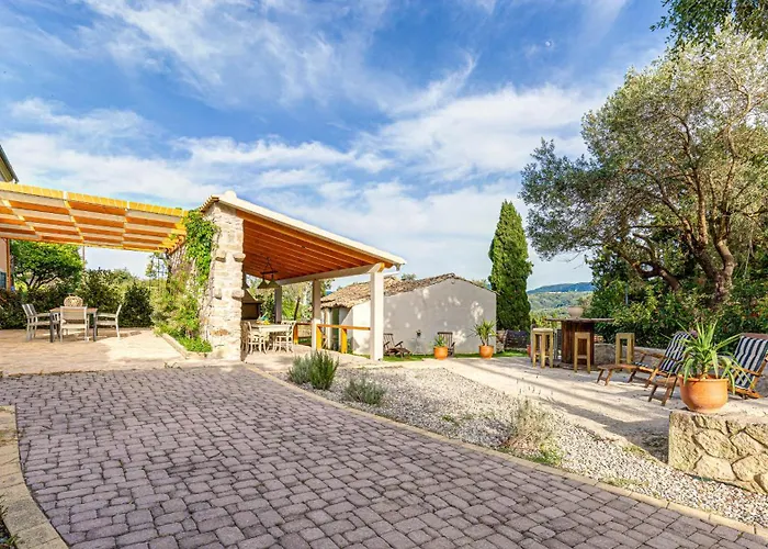 Pezouli, The Real Nature And Village Taste Rachtades photo