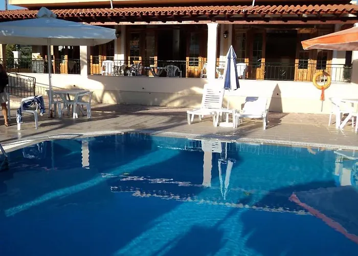 Faethon Aparthotel Karousadhes  photo